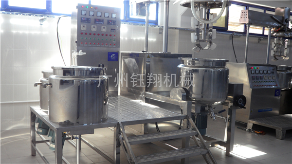 高速真空均質(zhì)乳化機(jī)的應(yīng)用范圍到底有多廣？【鈺翔】