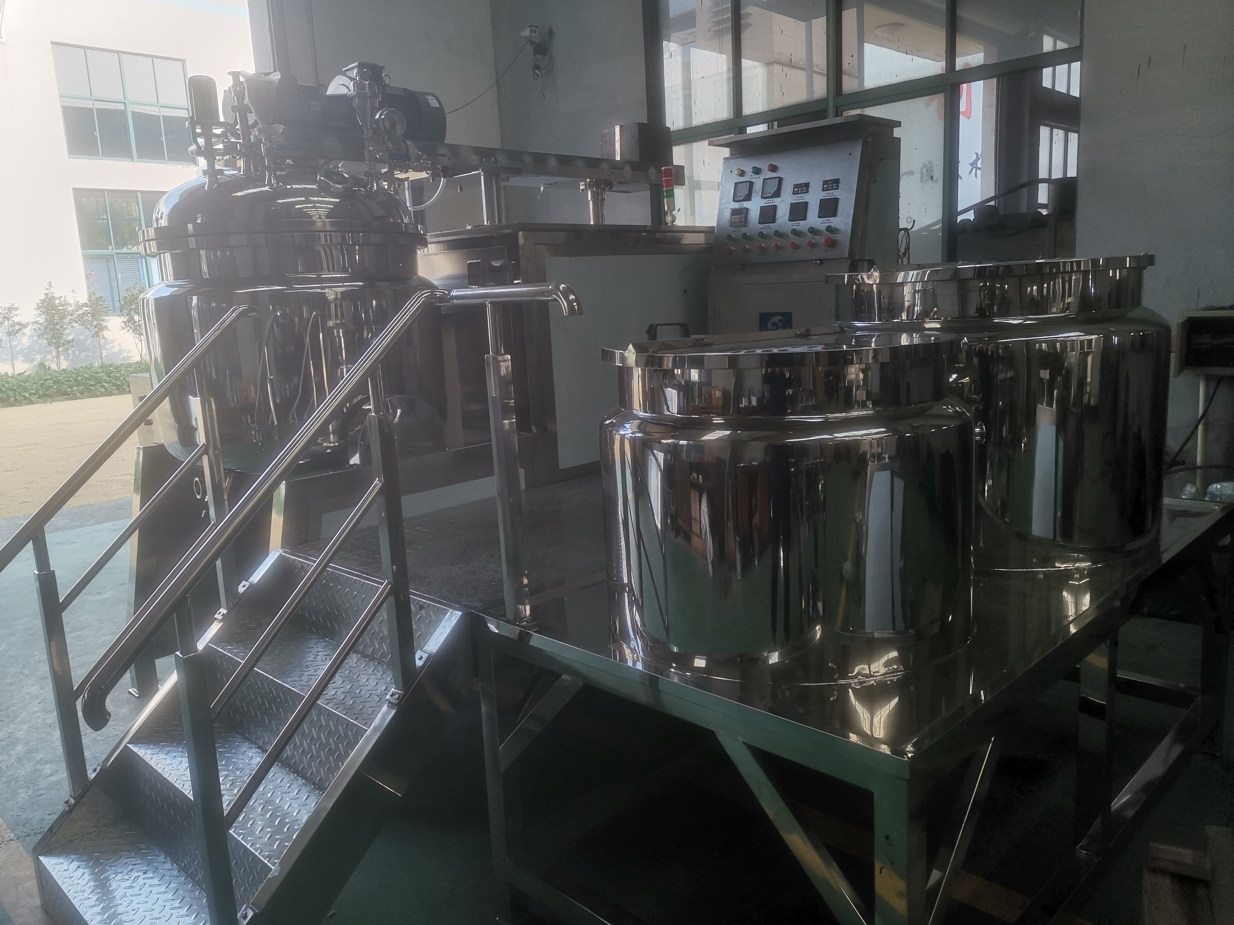 制藥設(shè)備選型要點【鈺翔機(jī)械】 制藥設(shè)備選型要點【鈺翔機(jī)械】